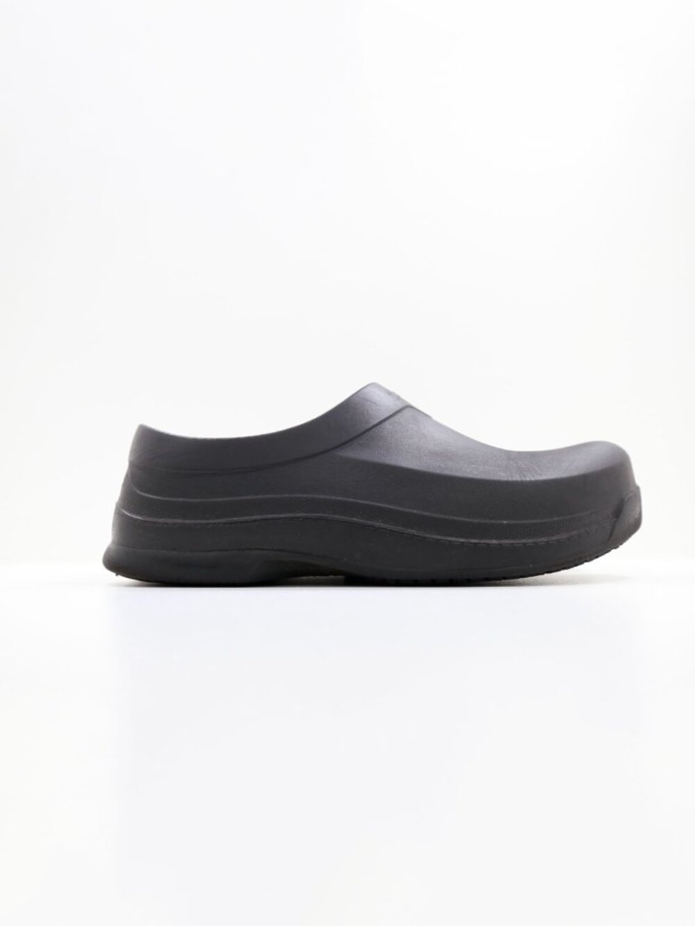 TredSafe Caspian Black Rubber Lightweight Slip Resistant Work Clogs - Women's 8 - Picture 3 of 8